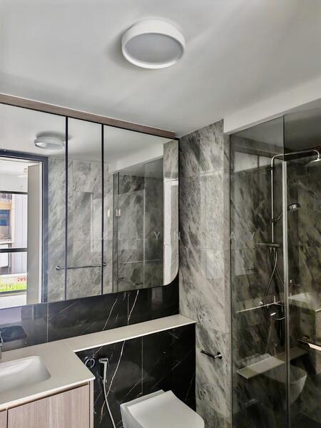 The Watergardens at Canberra Condominium For Sale at S$ 1,380,000 | PropertyGuru Singapore - Bathroom