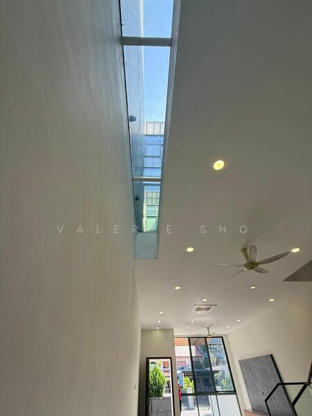 For Sale - Stunning landed at Marine Parade- Braddell Heights within 1km to 3 MRT