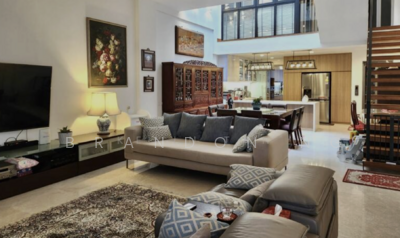 For Sale - ⭐️⭐️LANDED7772 @ RENOVATED ALMOST NEW TERRACE IN D20