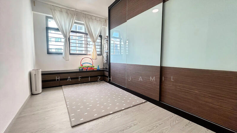 416A Fernvale Link HDB Flat For Sale at S$ 800,000 | PropertyGuru Singapore - Bedroom 2