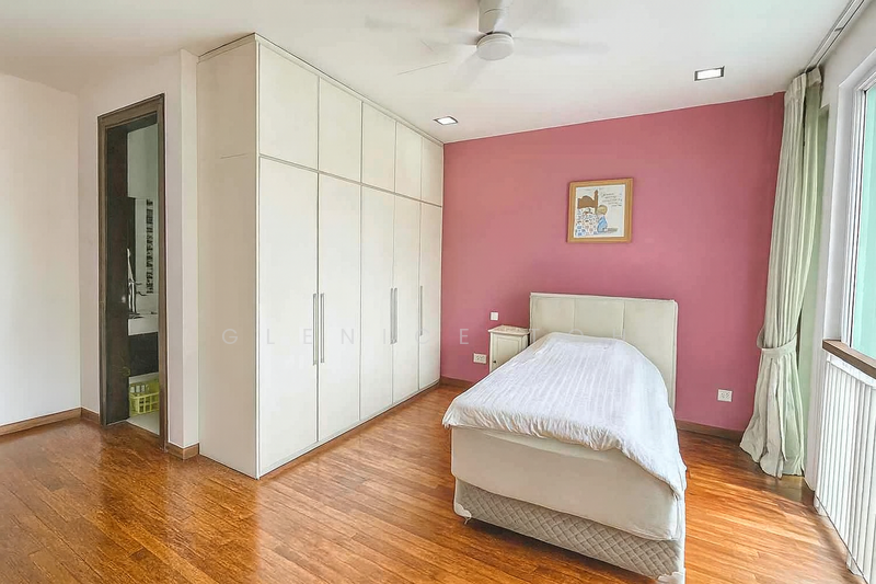 Spacious Semi-D around the heart of Beauty World!, Upper Bukit Timah / Jalan Selanting / Jalan Jurong Kechil, 6 Bedrooms, 4,800 sqft, Semi-Detached House For Sale, by Glenice Toh, 500008374 - Bedroom - PropertyGuru.com.sg