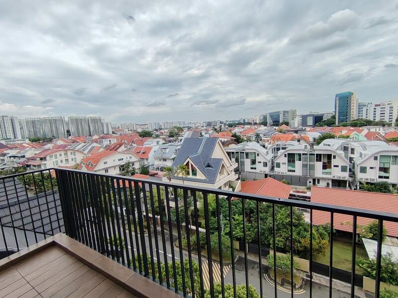 Master Bedroom Balcony View