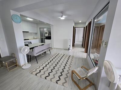 For Sale - 876A Tampines Avenue 8