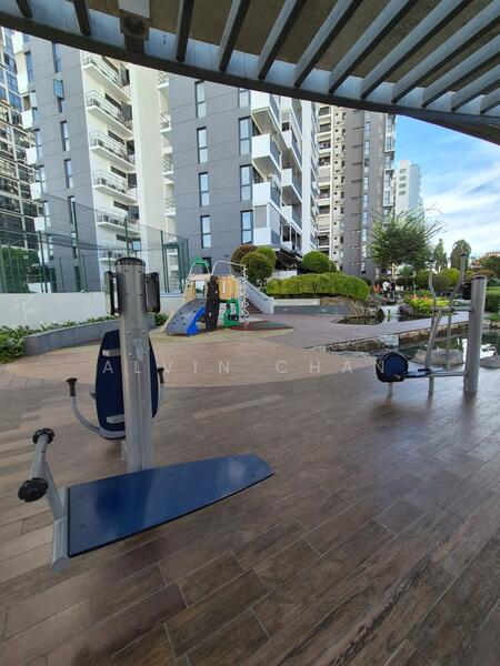 Fitness Corner & Playground