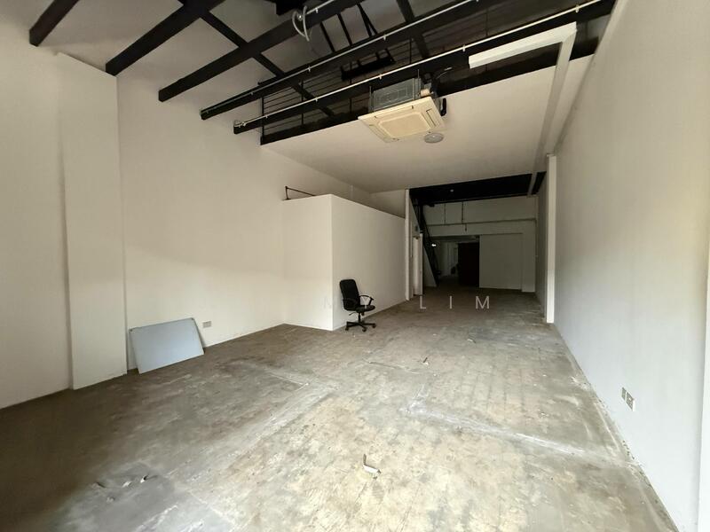 5 Storey Shophouse - 586 Serangoon, F&B, Retail Use, Shop, F&B Unit, 5 Storey Whole Building for Lease, 6,000 sqft, Food & Beverage For Rent, by Jeremy Lim, 500009102 - Interior - CommercialGuru.com.sg