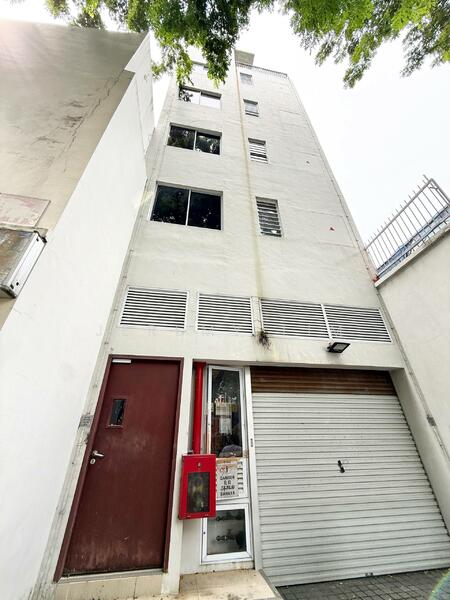 5 Storey Shophouse - 586 Serangoon, F&B, Retail Use, Shop, F&B Unit, 5 Storey Whole Building for Lease, 6,000 sqft, Food & Beverage For Rent, by Jeremy Lim, 500009102 - Exterior - CommercialGuru.com.sg