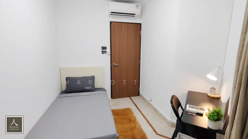 Bedroom PRE2 (balcony)