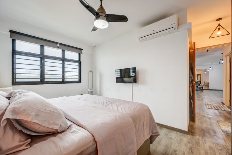 808B Choa Chu Kang Avenue 1 HDB Flat For Sale at S$ 749,999 | PropertyGuru Singapore - Bedroom