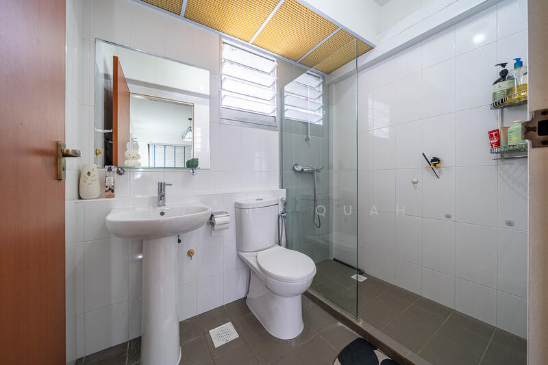 For Sale - 879B Tampines Avenue 8