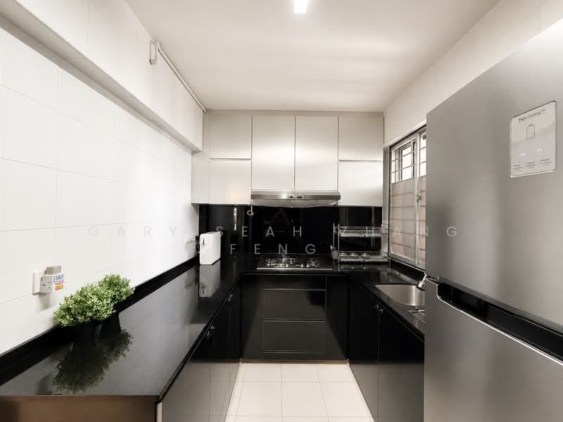 430B Fernvale Link, 430B Fernvale Link, 3 Bedrooms, 990 sqft, HDB Flat For Sale, by Gary Seah Zhang Feng, 500009576 - Kitchen - PropertyGuru.com.sg
