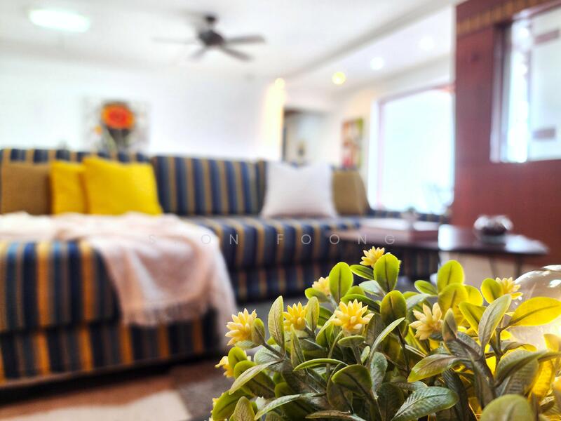 For Sale - 303 Canberra Road