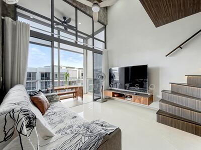 For Sale - The Visionaire