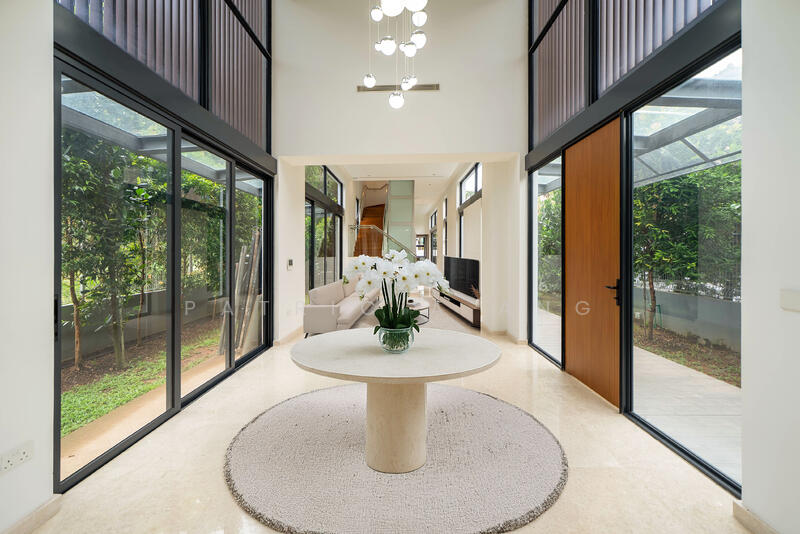 Cluny Park Road, Cluny Park Road, 5 Bedrooms, 6,308 sqft, Detached House For Sale, by Patricia Ang, 500009622 - Foyer - PropertyGuru.com.sg