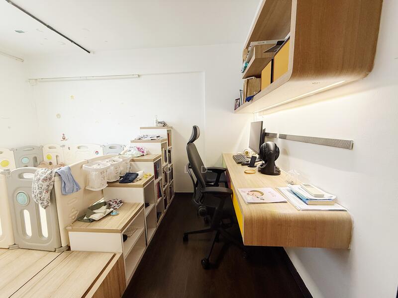 For Sale - 11 Holland Drive