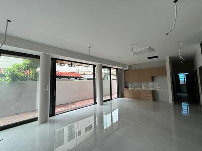 For Sale - Seletar Hills Estate