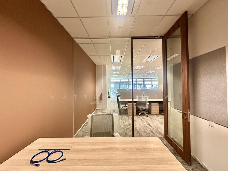 One George Street, 1 George Street, 2,464 sqft, Office For Rent, by Matthew Siew, 500009757 - Corridor - CommercialGuru.com.sg