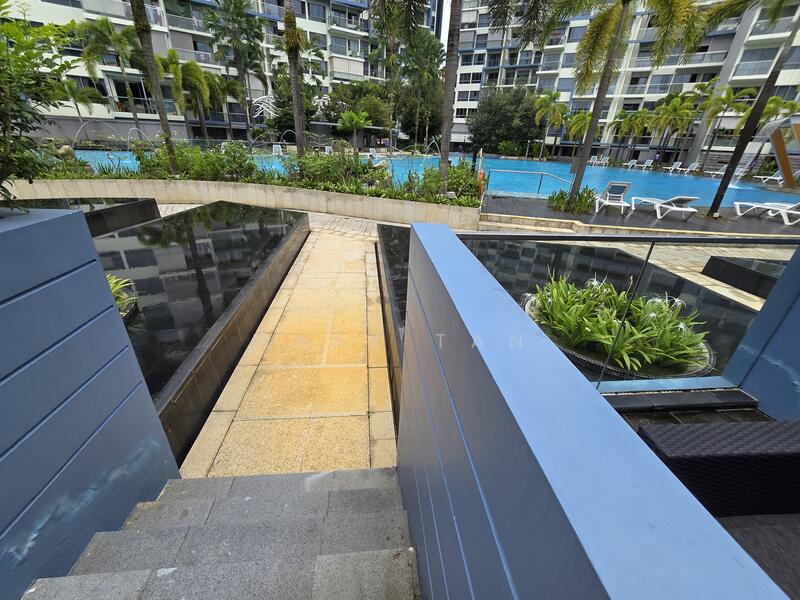 Pool View - Mark Tan 93874786