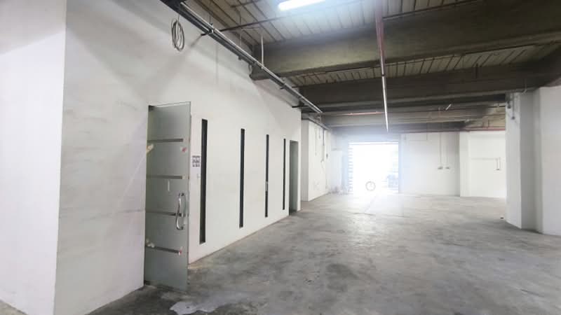Prime Industrial Building, 39B Jalan Pemimpin, 3,000 sqft, Light Industrial (B1) For Rent, by Irwin Kao, 500009858 - Interior - CommercialGuru.com.sg