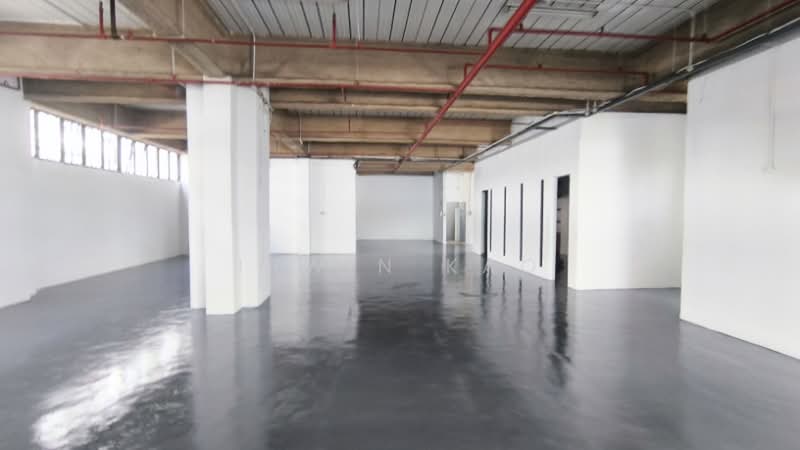 Prime Industrial Building, 39B Jalan Pemimpin, 3,000 sqft, Light Industrial (B1) For Rent, by Irwin Kao, 500009858 - Interior - CommercialGuru.com.sg