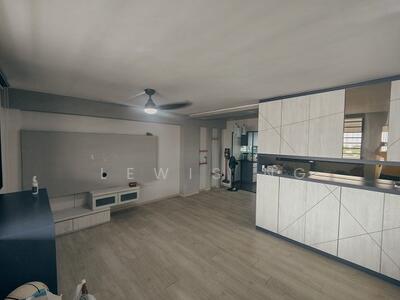 For Sale - 502 Hougang Avenue 8