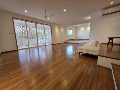 For Rent - Woollerton Park