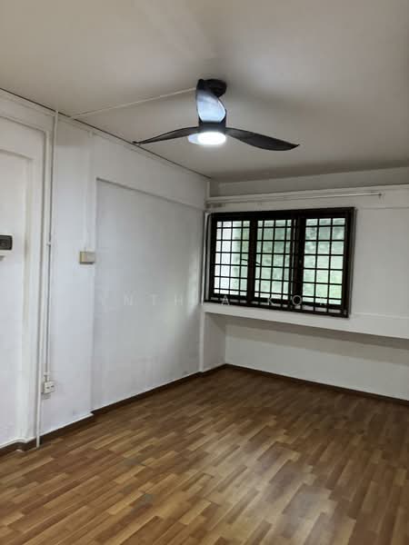 Clementi Shopping Centre, 354 Clementi Avenue 2, 730 sqft, Food & Beverage For Rent, by Cynthia Kok, 500010202 - Upstairs living quater unit hall - CommercialGuru.com.sg