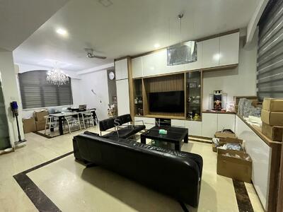 For Sale - De Casalle