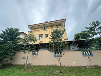 For Sale - Rare 3.5-Sty Corner Terrace with 4500sqft Built-Up & Freehold Tenure!