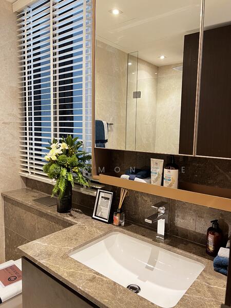 Juniper Hill, 39  Ewe Boon Road, 2 Bedrooms, 635 sqft, Condominium For Sale, by Solomon Jie, 500010508 - Bathroom - PropertyGuru.com.sg