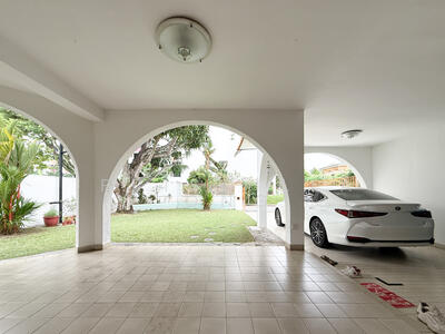 For Sale - UNDERVALUED Freehold Land for Sale. CHEAP! Near MRT. Big Land in D19.