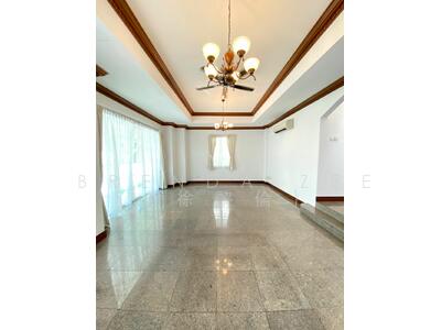 For Sale - Detached in Newton/Novena Vicinity ✧ Near MRT & Good Schools