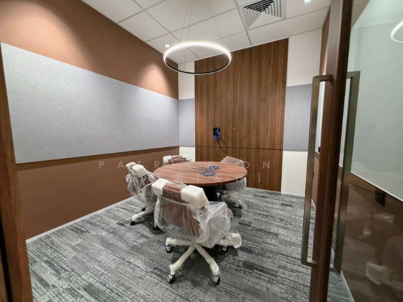 One George Street, 1 George Street, 2,442 sqft, Office For Rent, by Patrick Ong 王鹏若(安仔), 500010770 - Meeting Room - CommercialGuru.com.sg