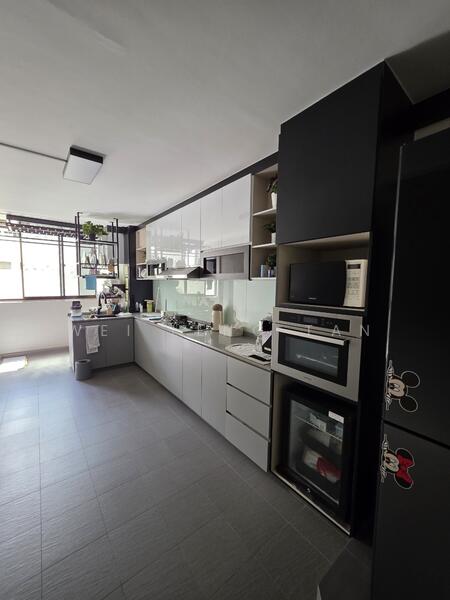 Microwave oven for your use too