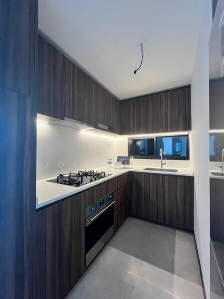 Lentor Modern, 5 Lentor Central, 3 Bedrooms, 990 sqft, Condominium For Sale, by Joshua Tan, 500010791 - Kitchen - PropertyGuru.com.sg