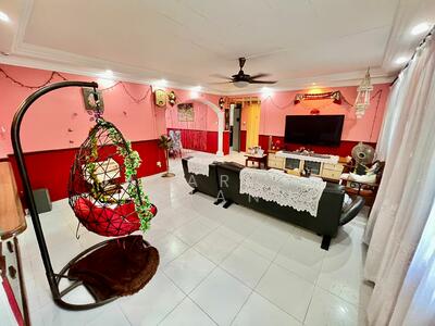 For Sale - 734 Woodlands Circle