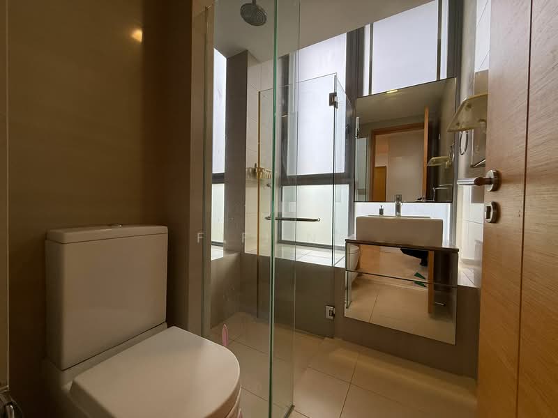 Angullia Park Residences @ Orchard, , 2 Bedrooms, 935 sqft, Apartment For Rent, by FiFi Ng, 500010886 - Bathroom - PropertyGuru.com.sg