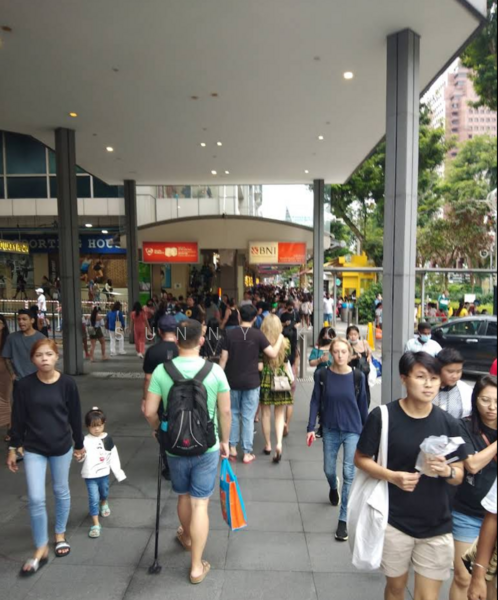 Lucky Plaza, 304 Orchard Road, 650 sqft, Mall Shop For Rent, by Sunny Koh, 500010929 - Exterior - CommercialGuru.com.sg