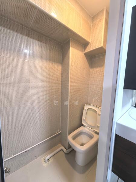 For Sale - 82 Commonwealth Close