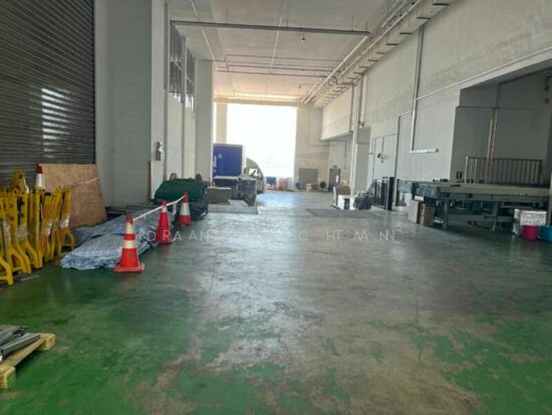Warehouse at Tuas, , 15,000 sqft, Factory / Workshop (B2) For Rent, by DANNY CHAN, 500010990 - Interior - CommercialGuru.com.sg