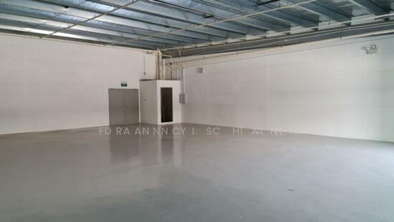 Mega@Woodlands, 39 Woodlands Close, 2,379 sqft, Light Industrial (B1) For Sale, by DANNY CHAN, 500011007 - Interior - CommercialGuru.com.sg