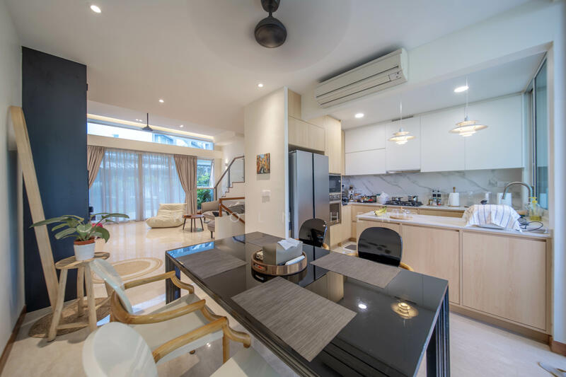 For Sale - Renovated & Move in Condition Terrace House at Sunrise Terrace