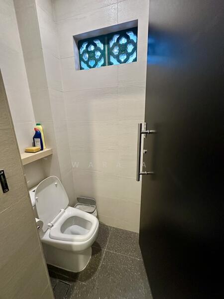 Telok Ayer Shop Houses, Telok Ayer Shop Houses (Default), Boat Quay / Raffles Place / Marina, 1,489 sqft, Office For Rent, by Wara A, 500011074 - Bathroom - CommercialGuru.com.sg
