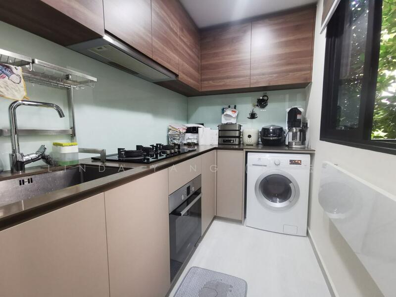 Le Quest Condominium For Sale at S$ 1,580,000 | PropertyGuru Singapore - Kitchen