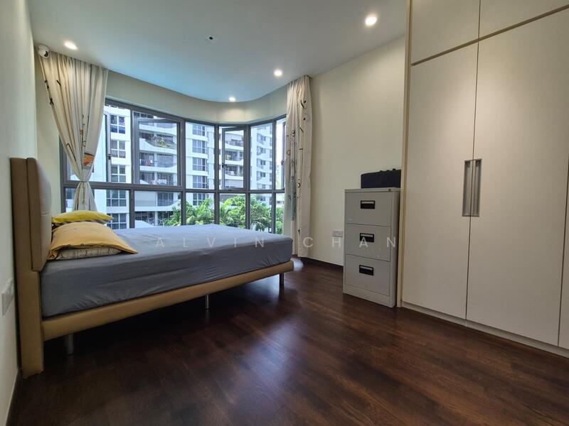 Master Bedroom (ensuite)