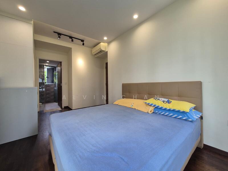 Master Bedroom (ensuite)