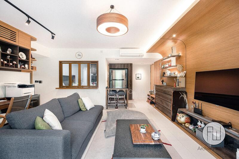 Living Room before move in