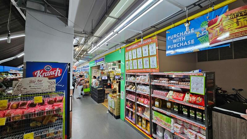 For Rent - 202 Marsiling Drive