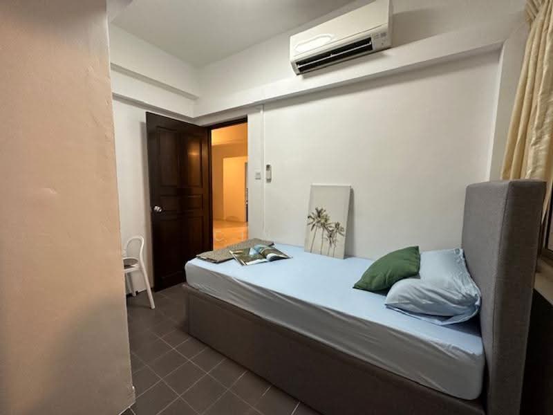 Neptune Court, 1 Marine Vista, East Coast / Marine Parade, Room Rental, 250 sqft, Apartment For Rent, by Cindy Chew, 500011348 - Bedroom - PropertyGuru.com.sg