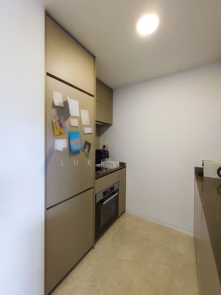 Juniper Hill, 39 Ewe Boon Road, 2 Bedrooms, 624 sqft, Condominium For Sale, by Luke Lim, 500011363 - Kitchen - PropertyGuru.com.sg