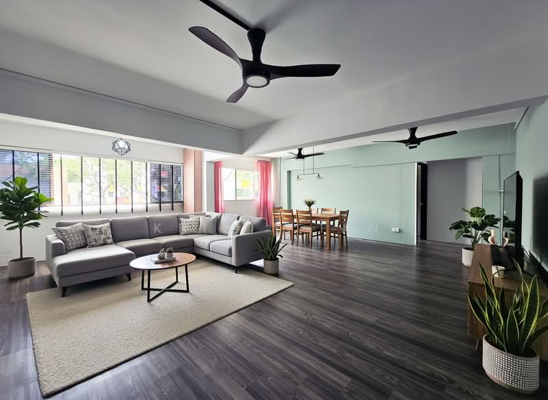 903 Tampines Avenue 4, 903 Tampines Avenue 4, 3 Bedrooms, 1,432 sqft, HDB Flat For Sale, by Kristy Tan, 500011459 - Living Room - PropertyGuru.com.sg